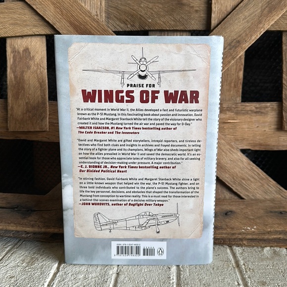 Wings Of War, World War II Fighter Plane that saved….book, White (#38) - Picture 3 of 7